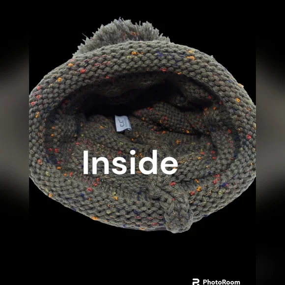 C.C Exclusives Olive Green Oversized Cable Knit Confetti Pom Pom Hat Women's - Picture 9 of 9